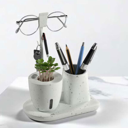 Desk Station